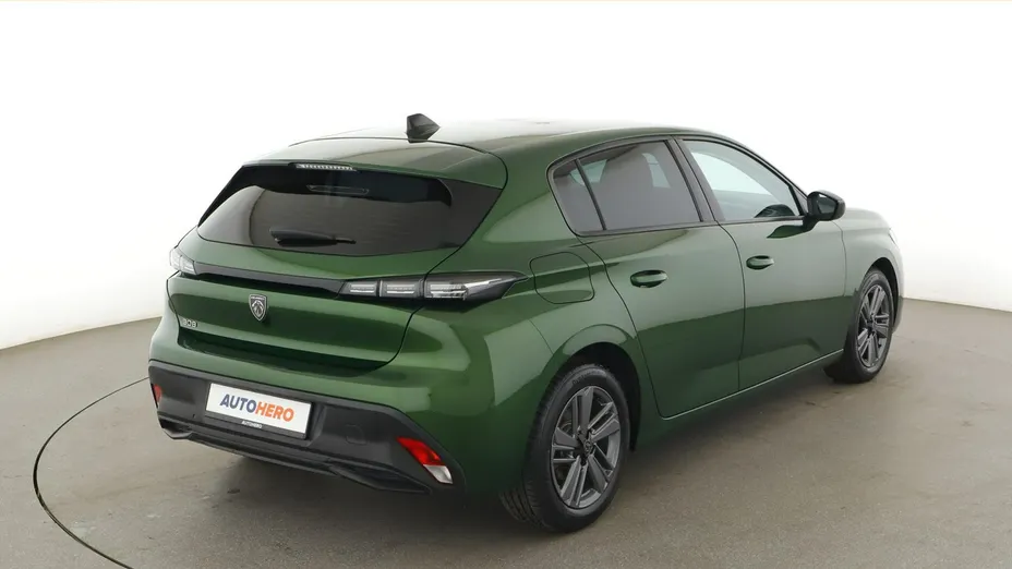 PEUGEOT 308 -