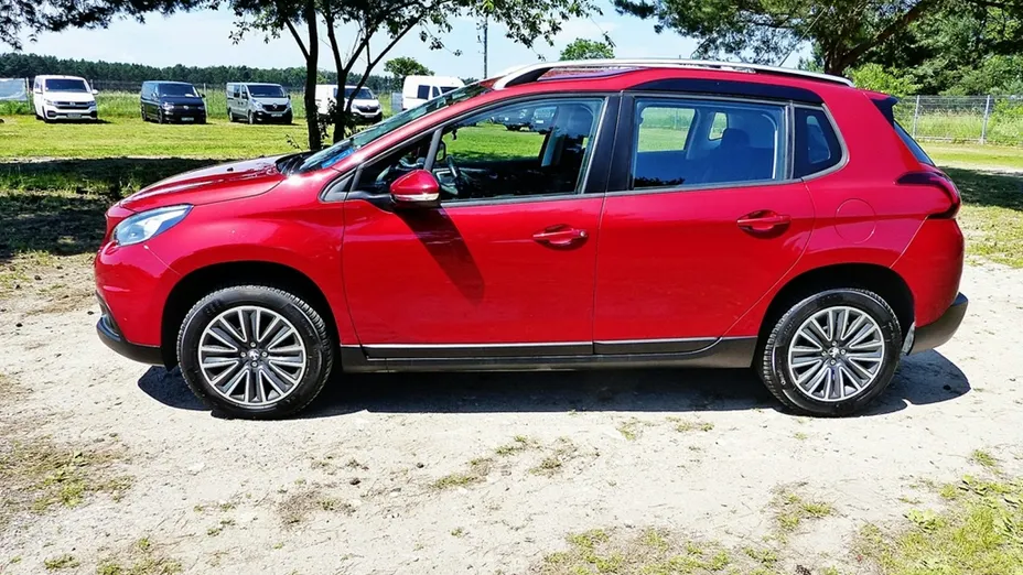 PEUGEOT 2008 -