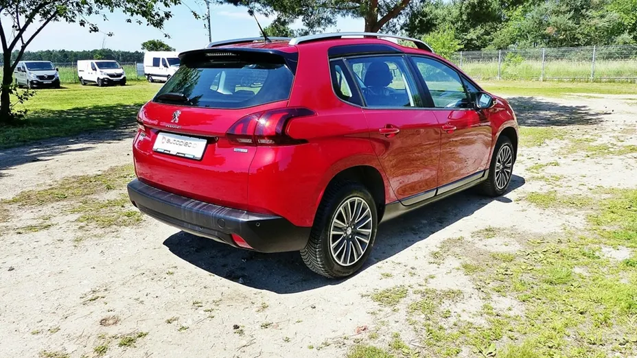 PEUGEOT 2008 -