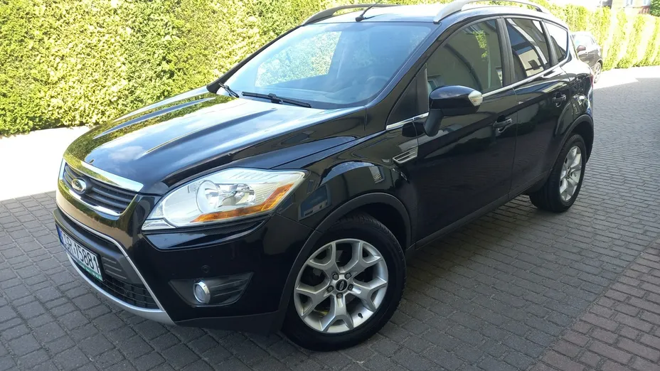 FORD Kuga -