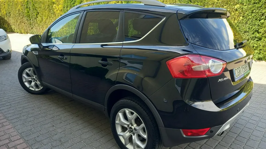 FORD Kuga -