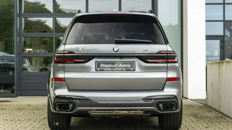 BMW X7 -