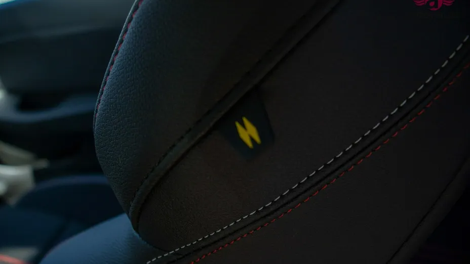 RENAULT Clio -
