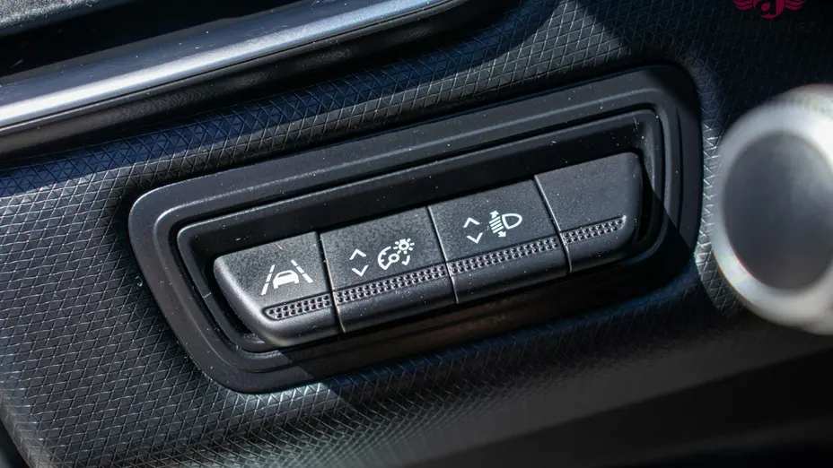 RENAULT Clio -