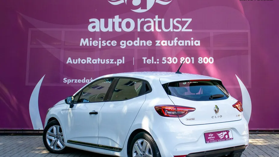 RENAULT Clio -