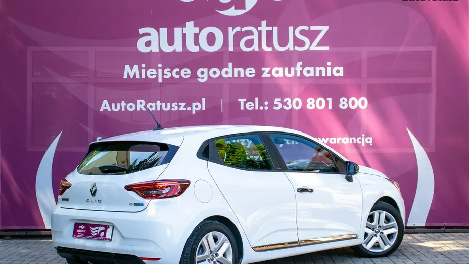 RENAULT Clio -