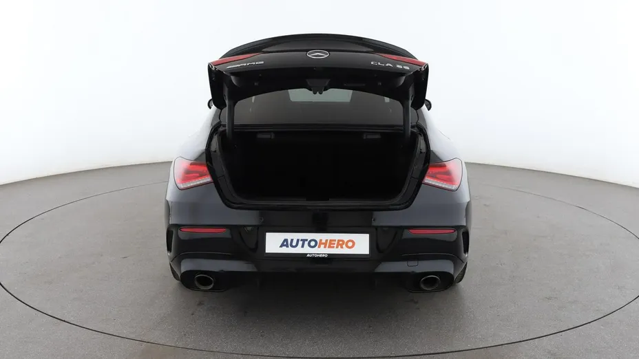 MERCEDES-BENZ CLA -