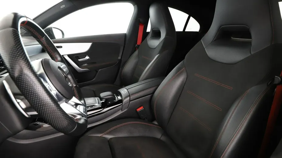 MERCEDES-BENZ CLA -