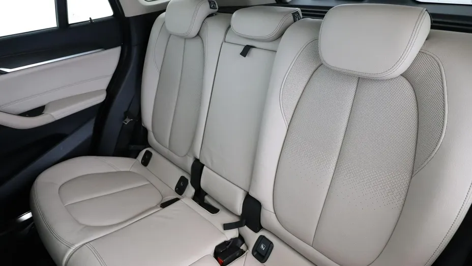 BMW X1 -