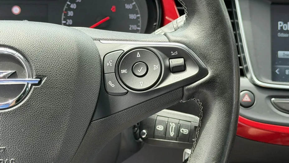 OPEL Crossland X -