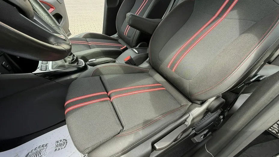 OPEL Crossland X -