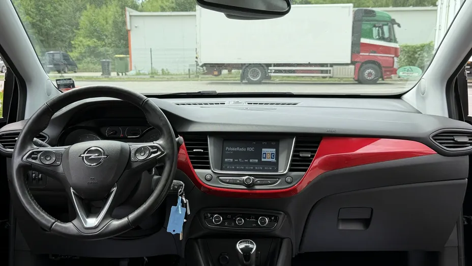 OPEL Crossland X -