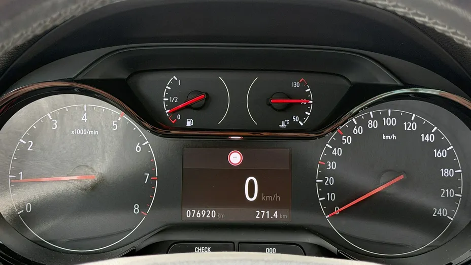 OPEL Crossland X -
