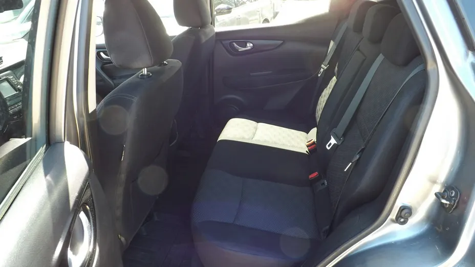 NISSAN Qashqai -