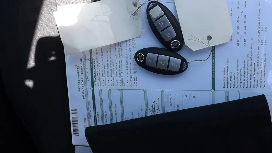 NISSAN Qashqai -