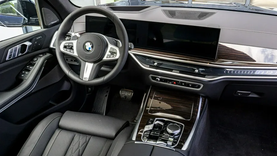 BMW X7 -