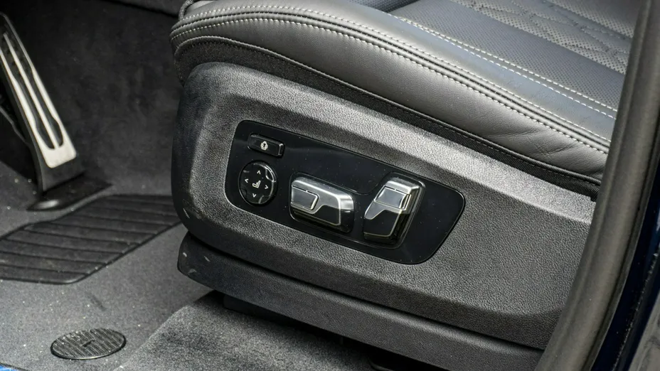 BMW X7 -