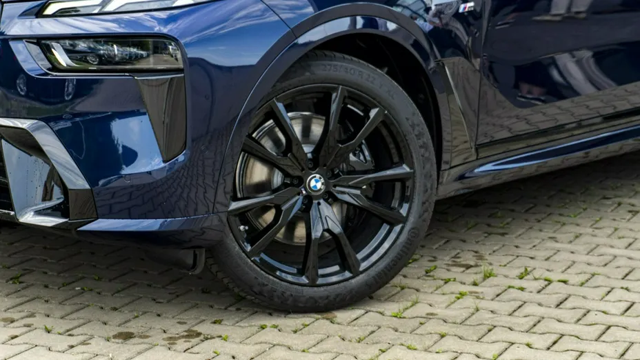 BMW X7 -