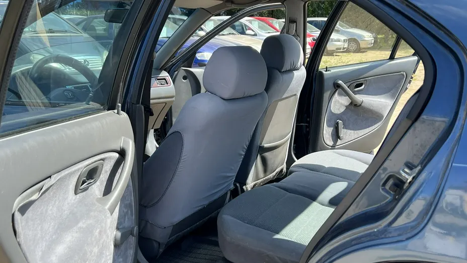 HONDA Civic -