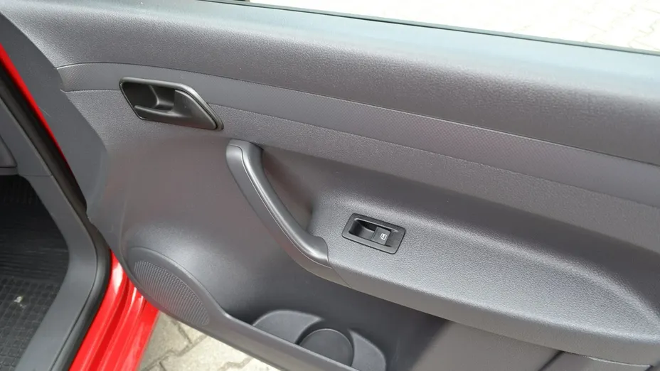 VOLKSWAGEN Caddy -