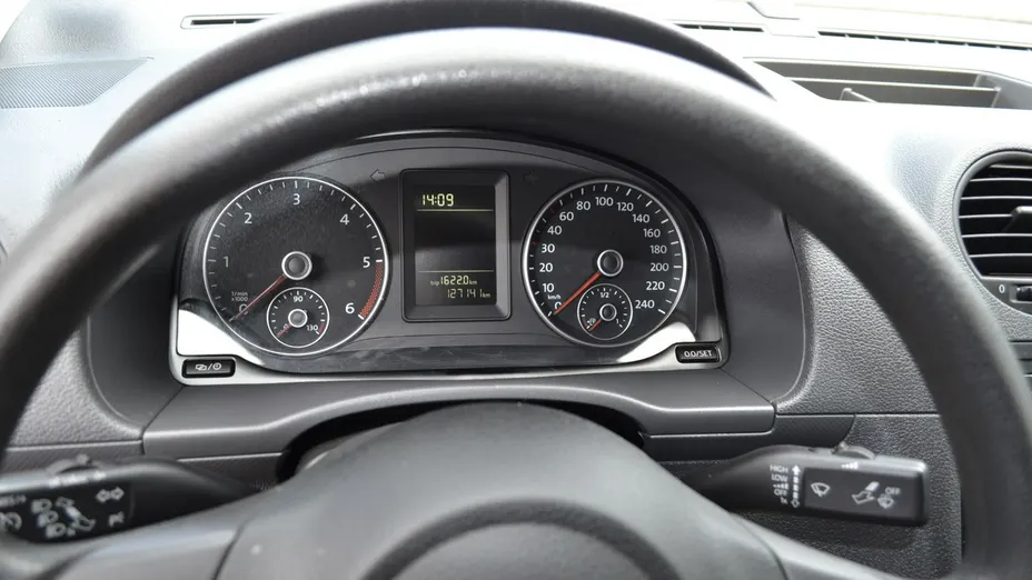 VOLKSWAGEN Caddy -