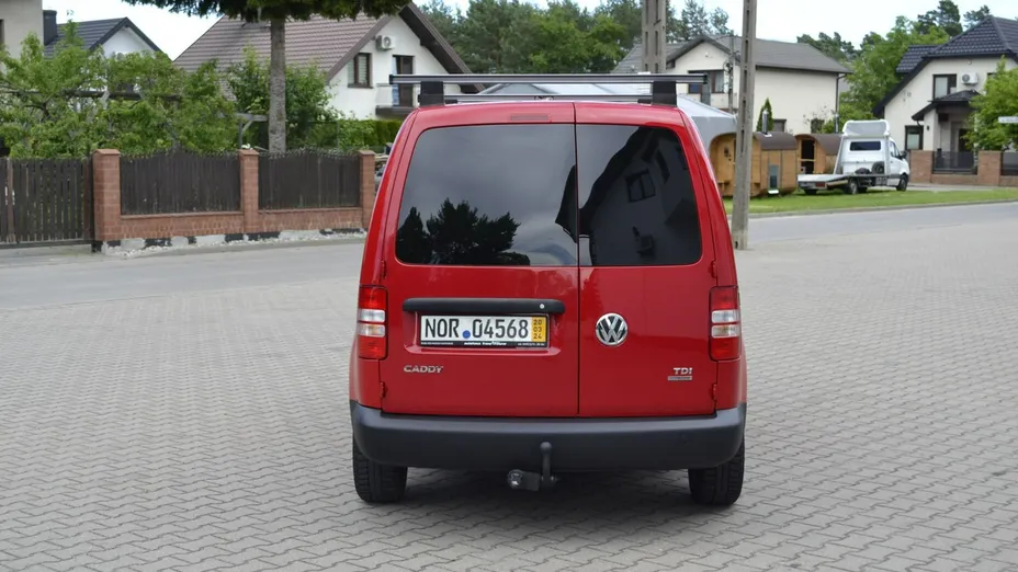 VOLKSWAGEN Caddy -