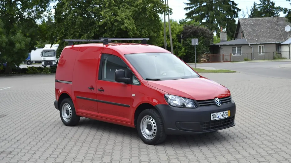 VOLKSWAGEN Caddy -