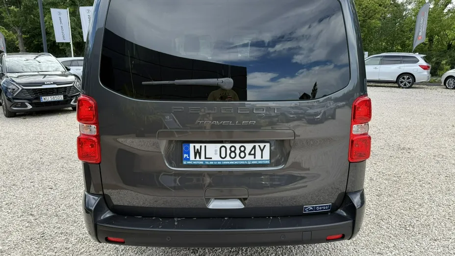PEUGEOT Traveller -