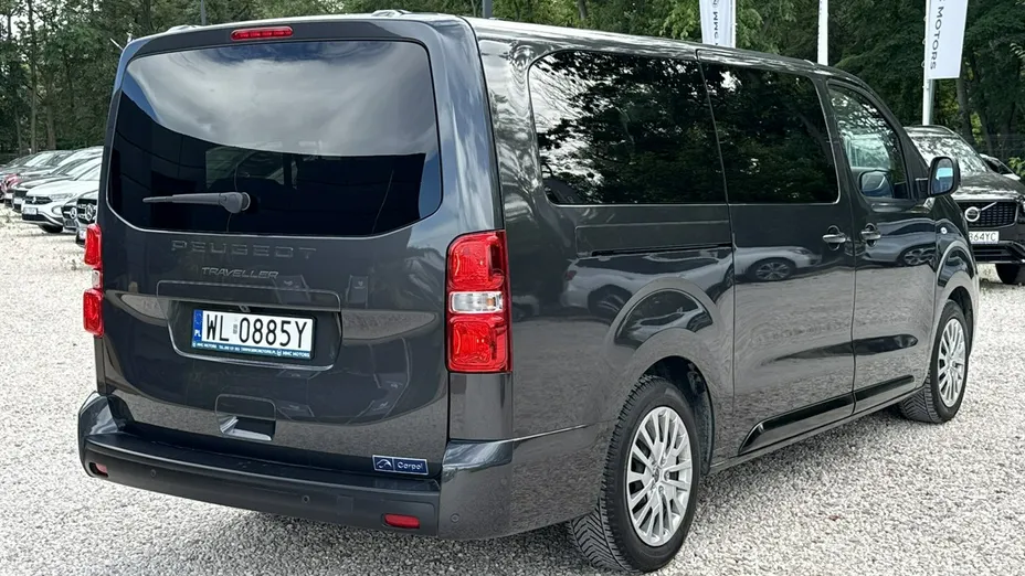 PEUGEOT Traveller -