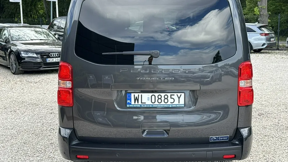 PEUGEOT Traveller -