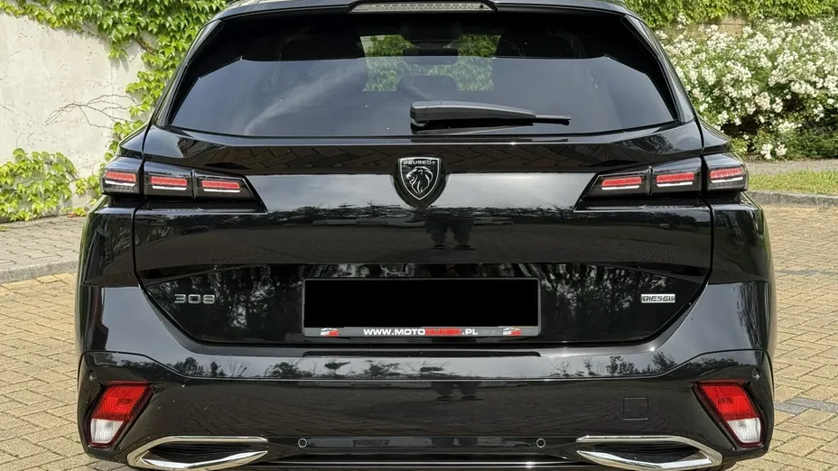 PEUGEOT 308 -