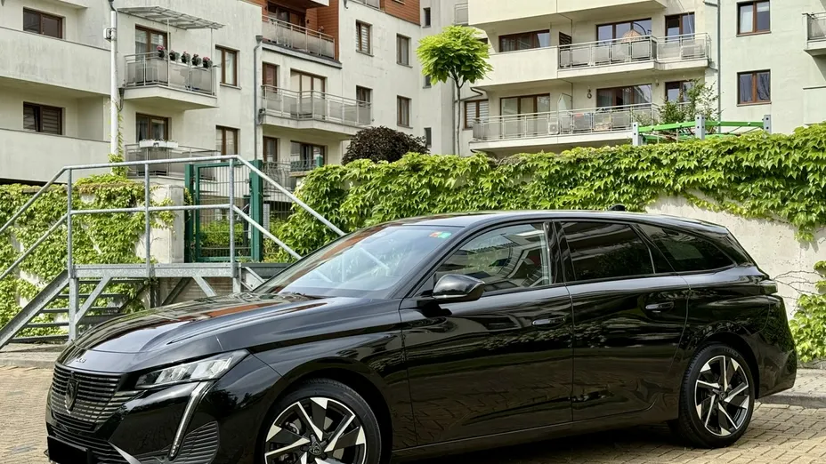 PEUGEOT 308 -