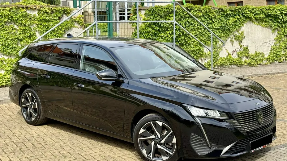 PEUGEOT 308 -