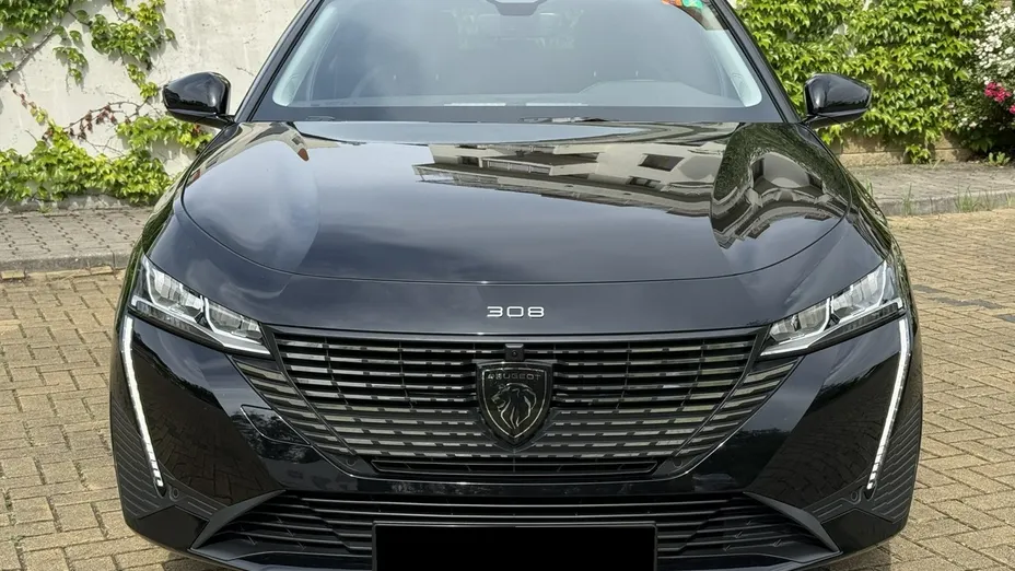PEUGEOT 308 -