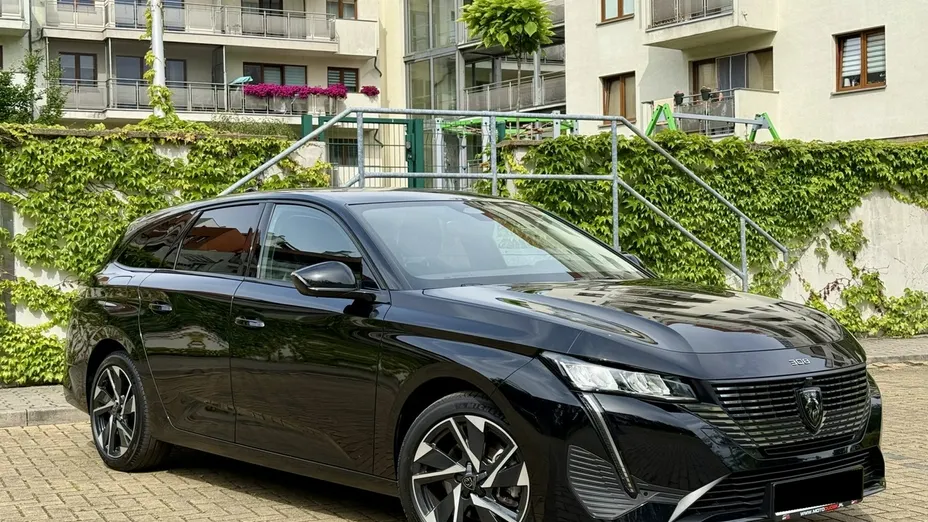 PEUGEOT 308 -