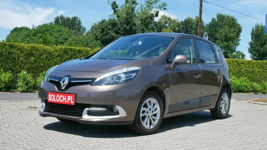 RENAULT Scenic -