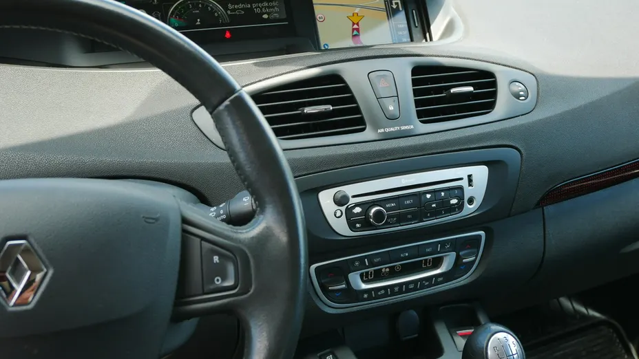 RENAULT Scenic -