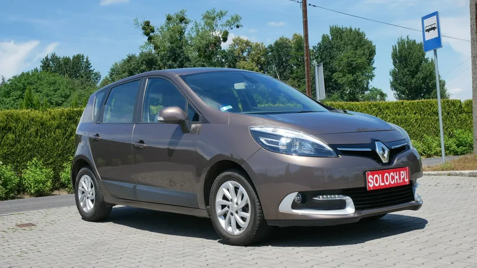 RENAULT Scenic -