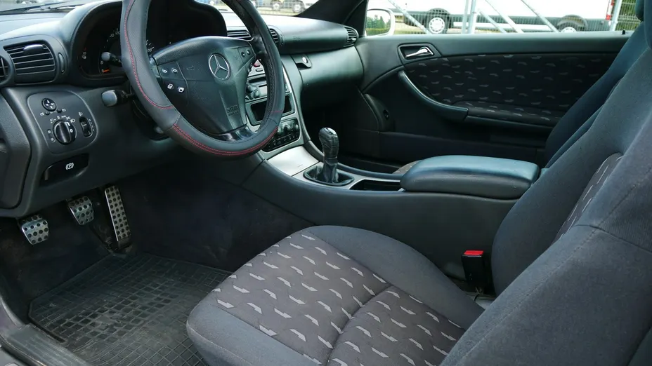 MERCEDES-BENZ C Klasa -