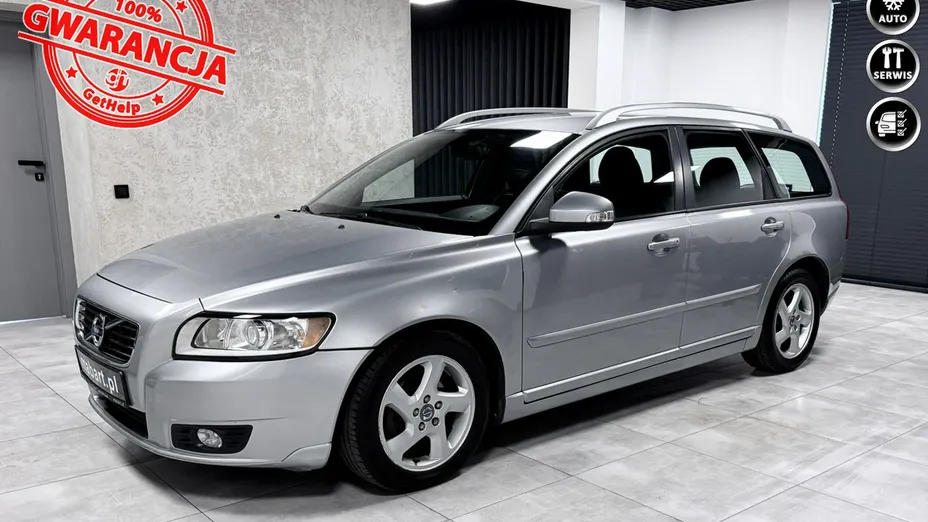 VOLVO V50 -