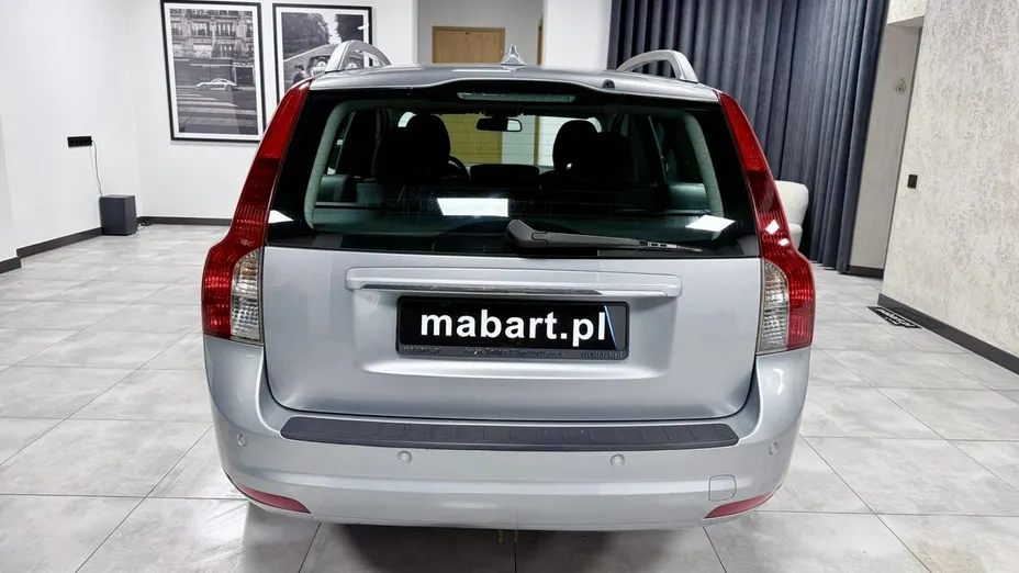 VOLVO V50 -
