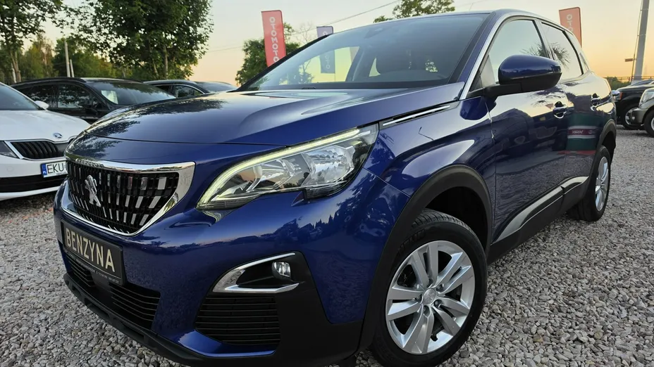 PEUGEOT 3008 -