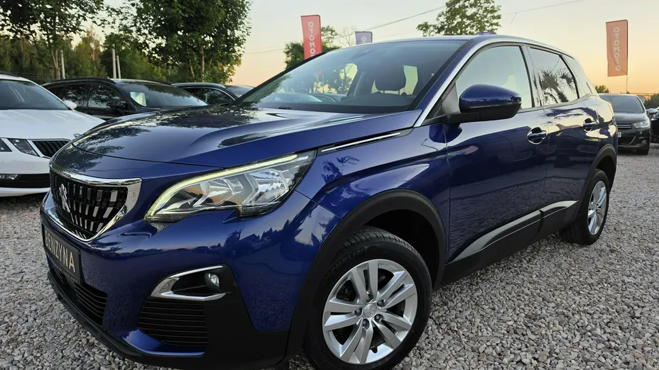 PEUGEOT 3008 -