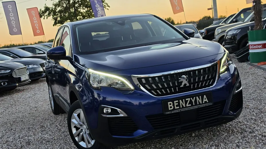 PEUGEOT 3008 -