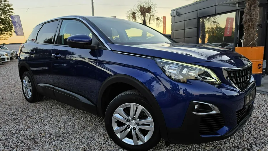 PEUGEOT 3008 -
