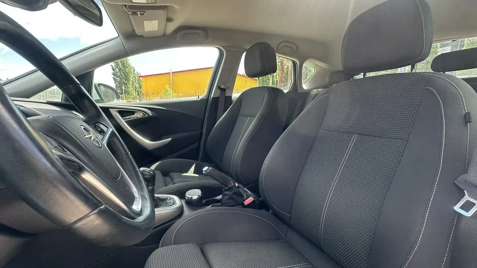 OPEL Astra -