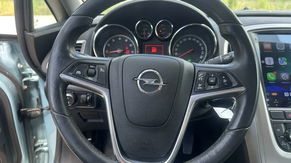 OPEL Astra -