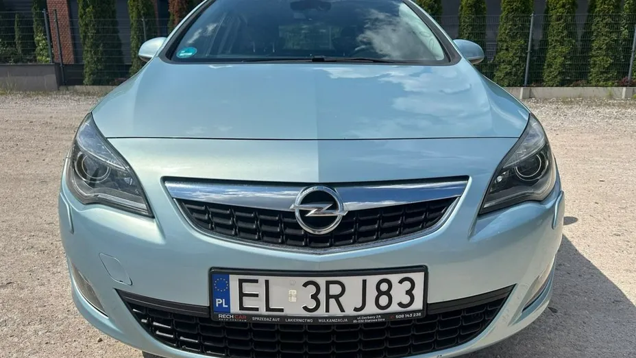 OPEL Astra -