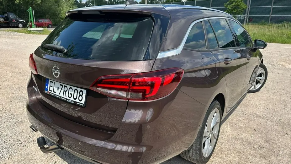 OPEL Astra -