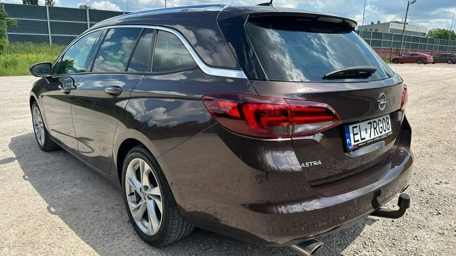 OPEL Astra -